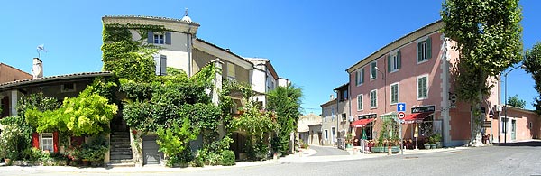 village d'espeluche