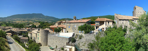 village de sainte jalle